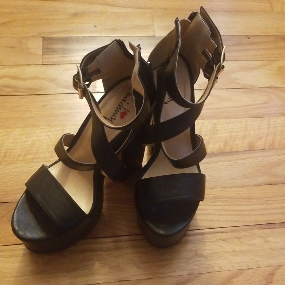 Luichiny Black Heels